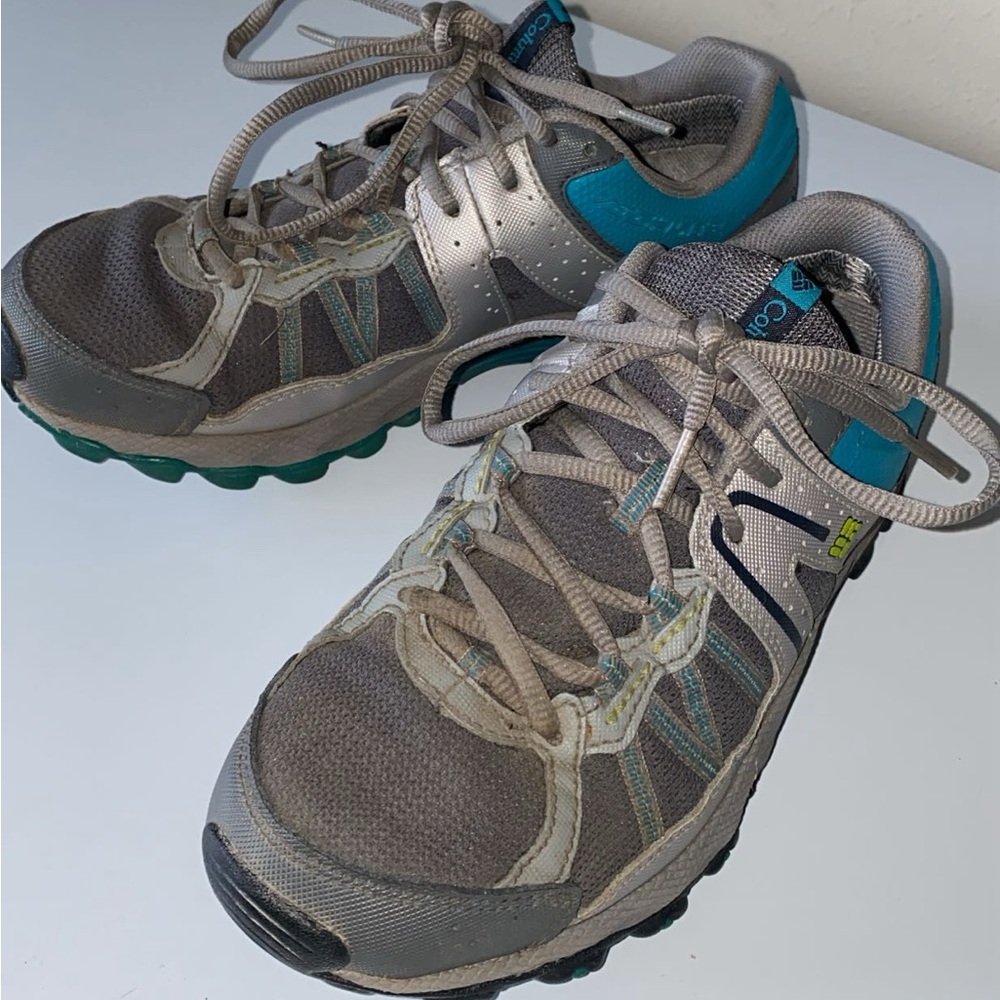 Columbia Techlite Omni-Tech Hiking Trail shoes, size 7.